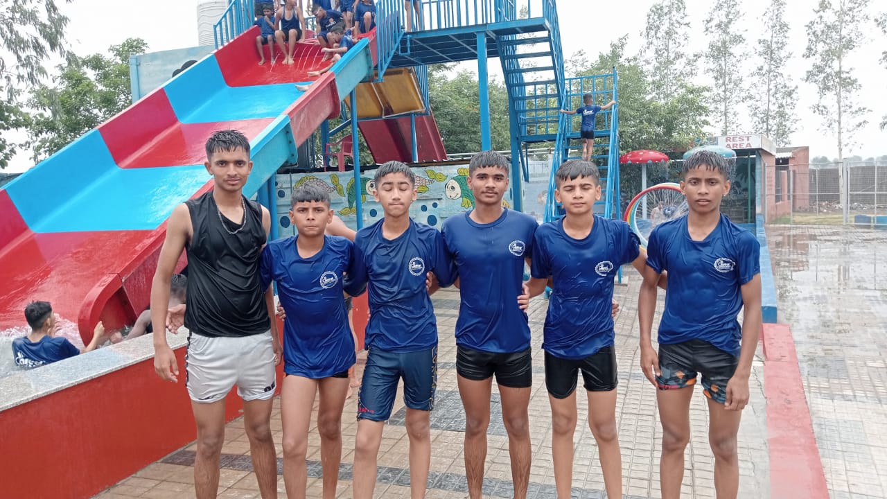 Mera Gaon Mera Desh - Team Building